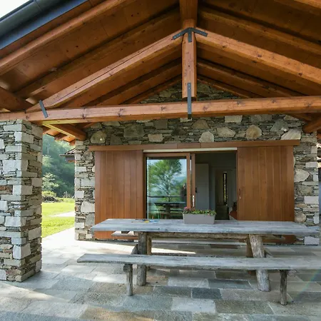 Casetta Del Rio Ferienhaus Stresa