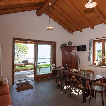 Casetta Del Rio Hébergement de vacances *